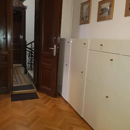Apartment Laudon-2